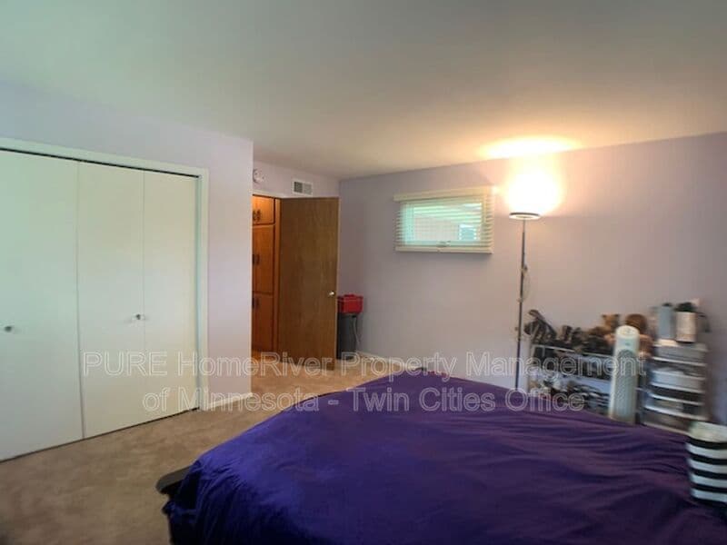 Crystal House: 4160 Kentucky Ave N