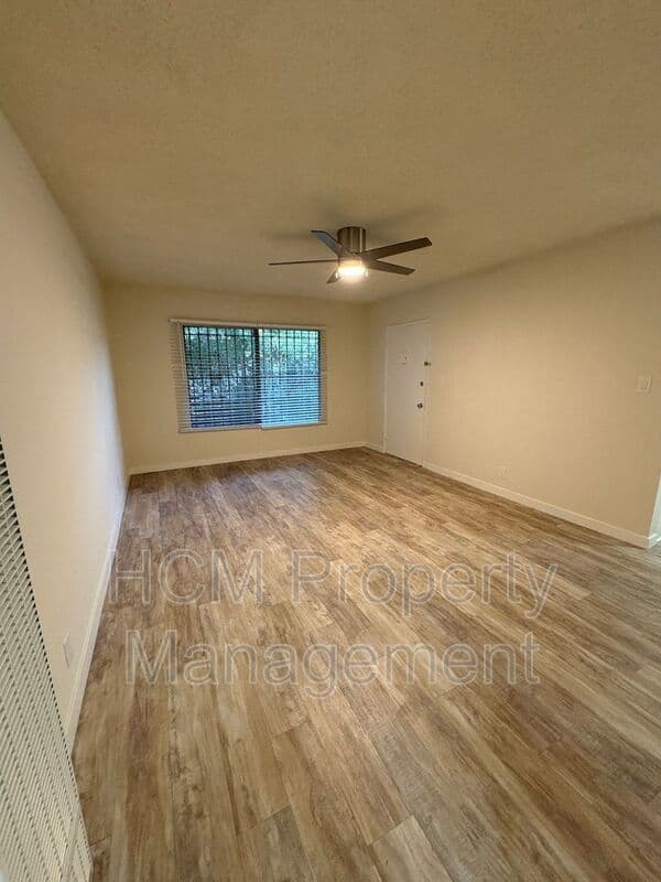 Culver City House: 4714 Slauson Ave Unit