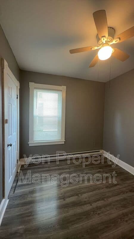 New Bedford Condo: 106-108 Winsor Street