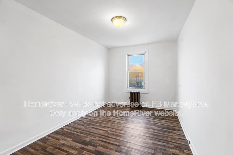 Baltimore House: 6915 Harford Rd