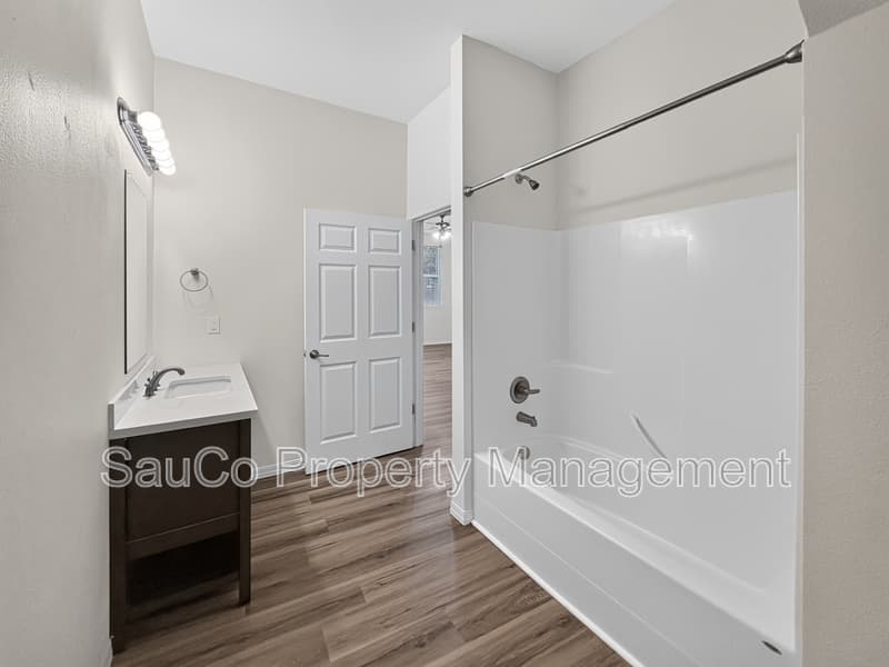 Scappoose Condo: 33763 East Columbia Avenue - 9