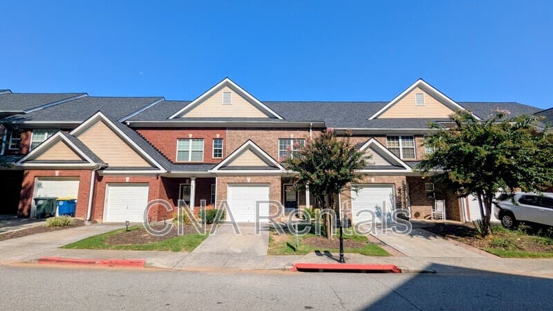 Kennesaw Townhome: 1747 Oakbrook Ln