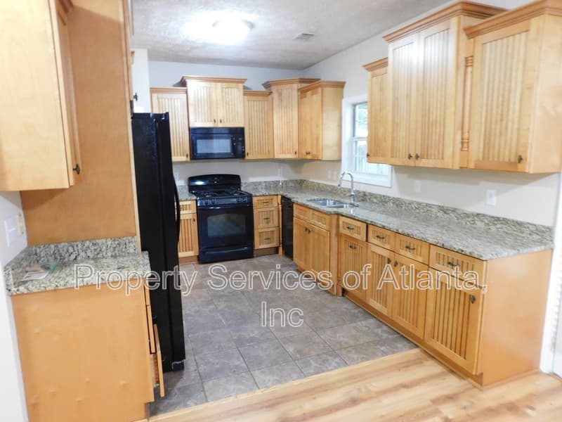 Marietta House: 2506 Waterstone Way