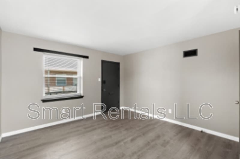 St. Louis Condo: 3112 Arsenal Street - 9
