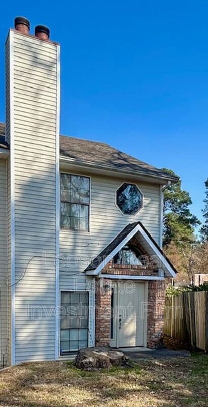 SHREVEPORT House: 9221 Ellerbe Rd.