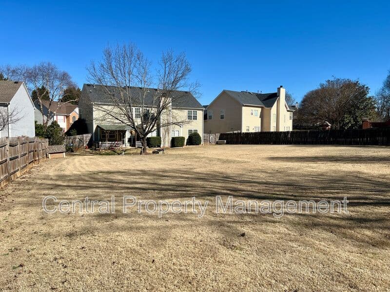 Greer House: 3 Blanton Lane