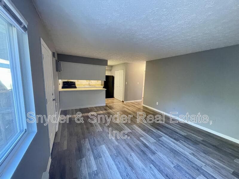 Akron Condo: 480 Massillon Road - L