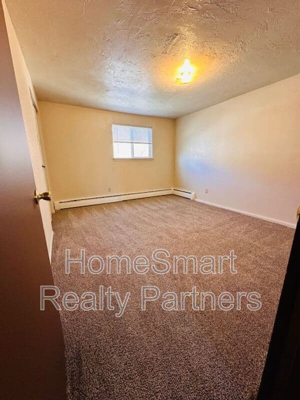 Green River House: 185 F Monroe Ave