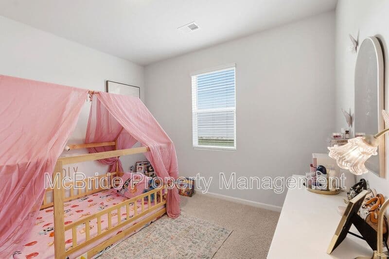Grovetown House: 715 Hollis Ave