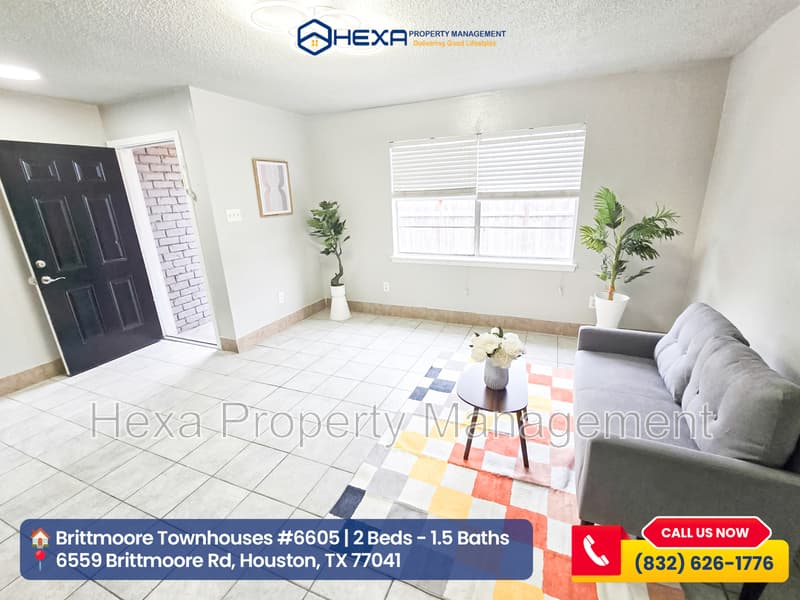 Houston Townhome: 6609 Brittmoore Rd.