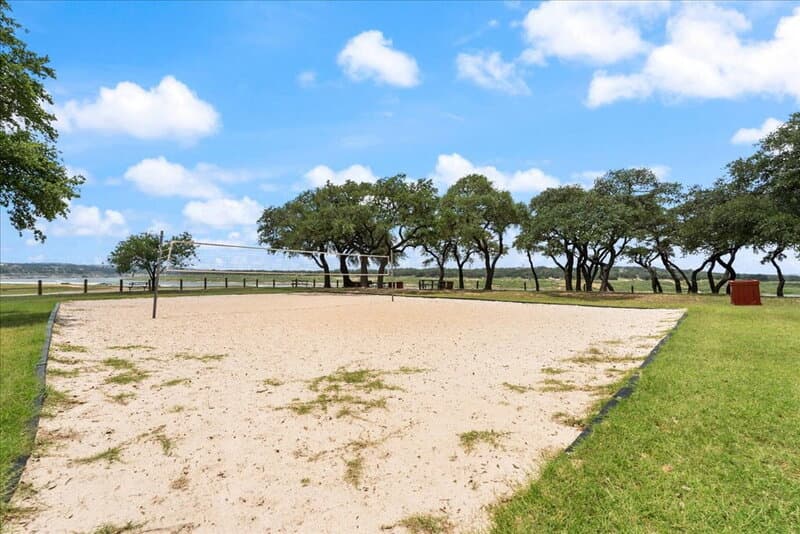Lago Vista Condo: 5800 Club House Drive A