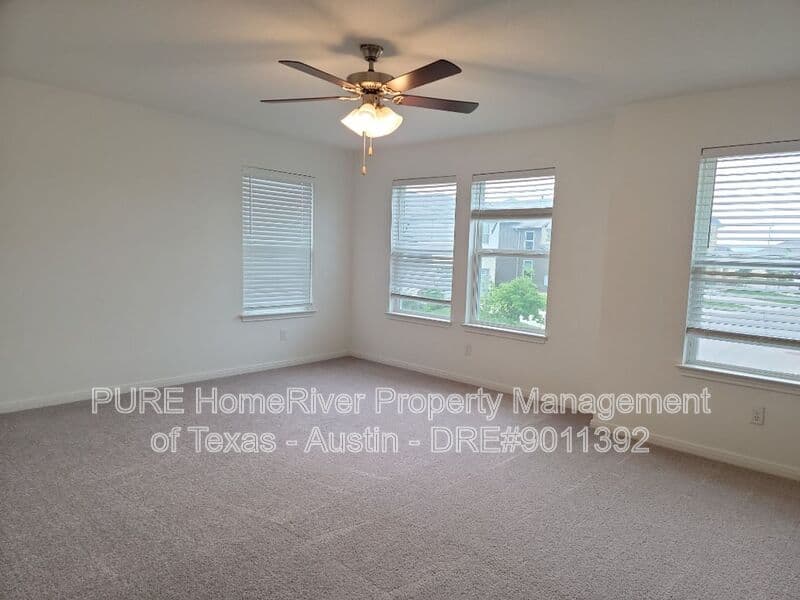 Round Rock House: 3201 College Park Dr