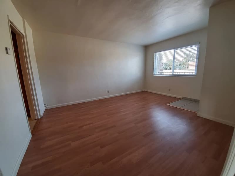 San Jose Condo: 230 E San Salvador St