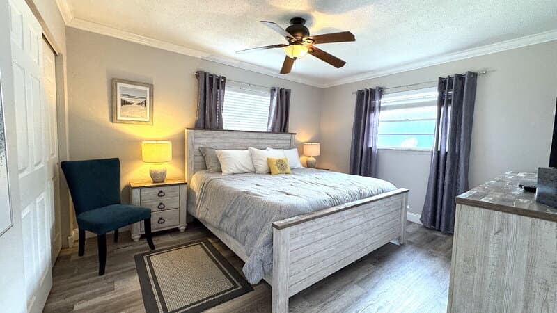 Daytona Beach Condo: 506 University Blvd