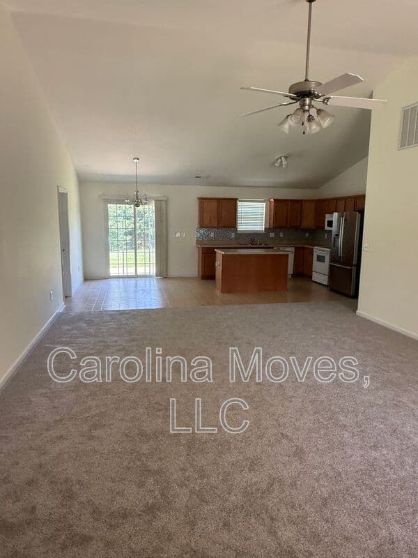Greenville House: 7 Birchbriar Way