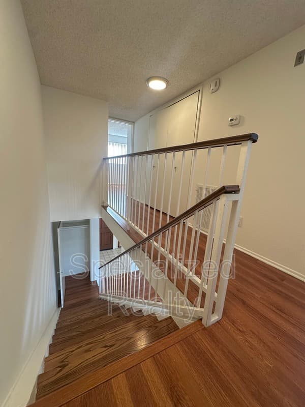 Glendale Condo: 463 W. Wilson Avenue