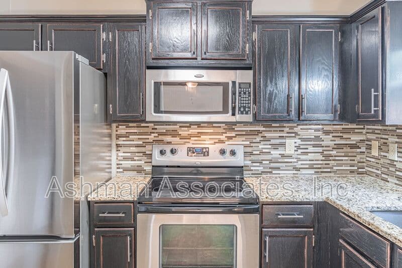 Alpharetta House: 3235 Cape Cir.