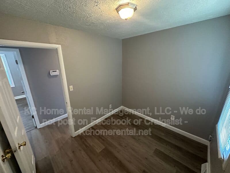 Kansas City House: 8504 Ruskin Way