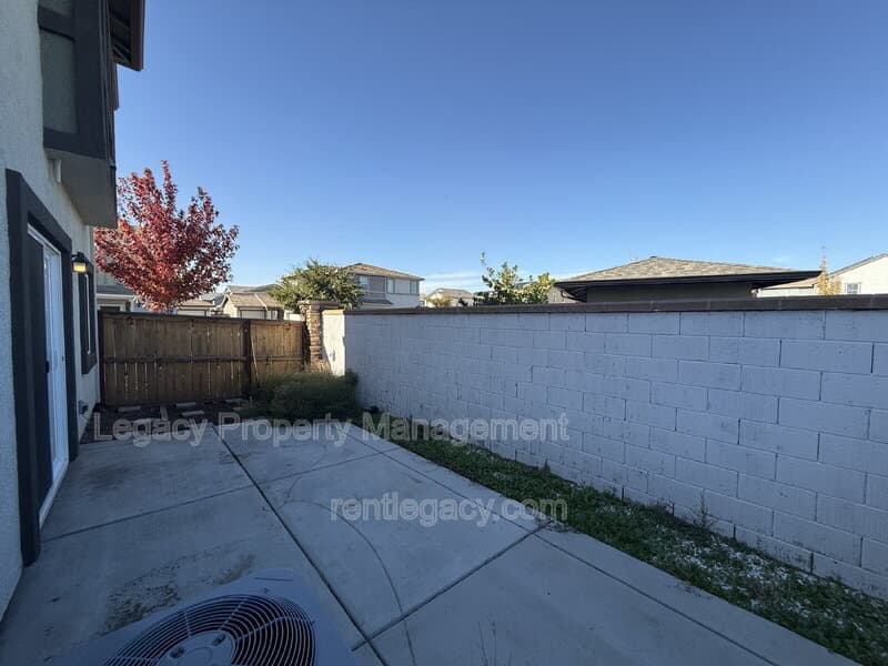 Sacramento House: 4364 White Ash Ln