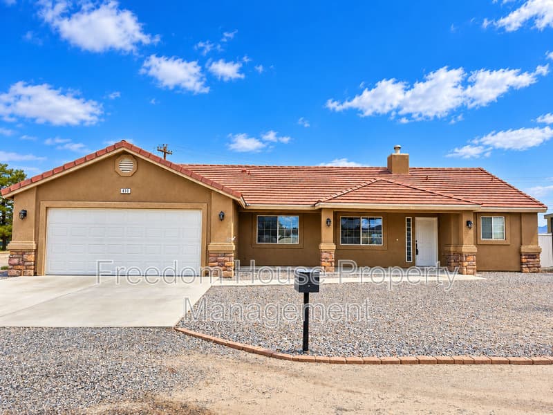 Pahrump House: 410 East Bellville Road