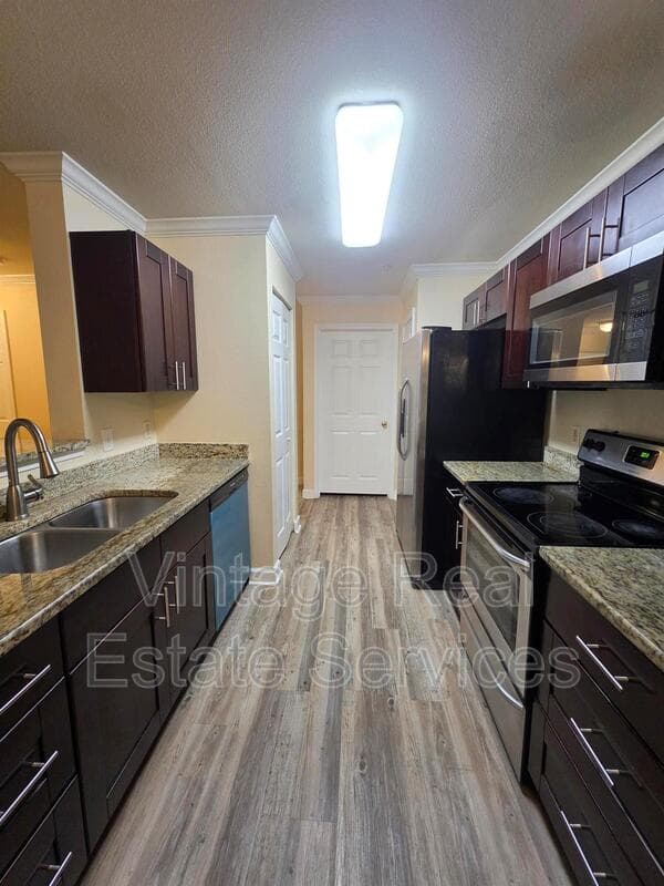 Tampa Condo: 18563 Bridle Club Drive