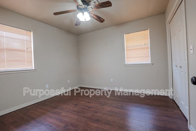 Norman House: 202 Stanton Drive