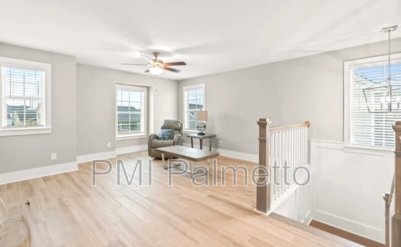 Lexington House: 2322 High Bluff Loop