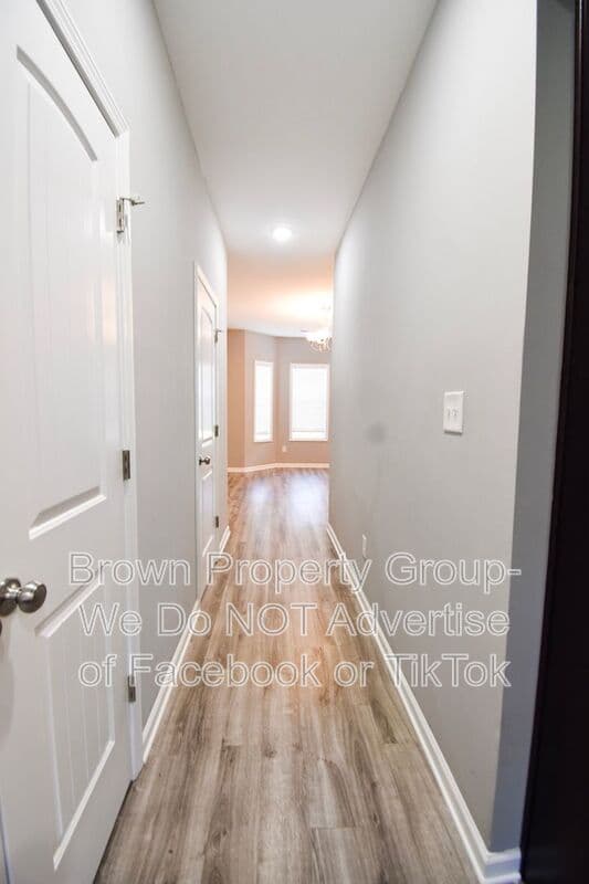 Raeford House: 240 Fieldbrook St