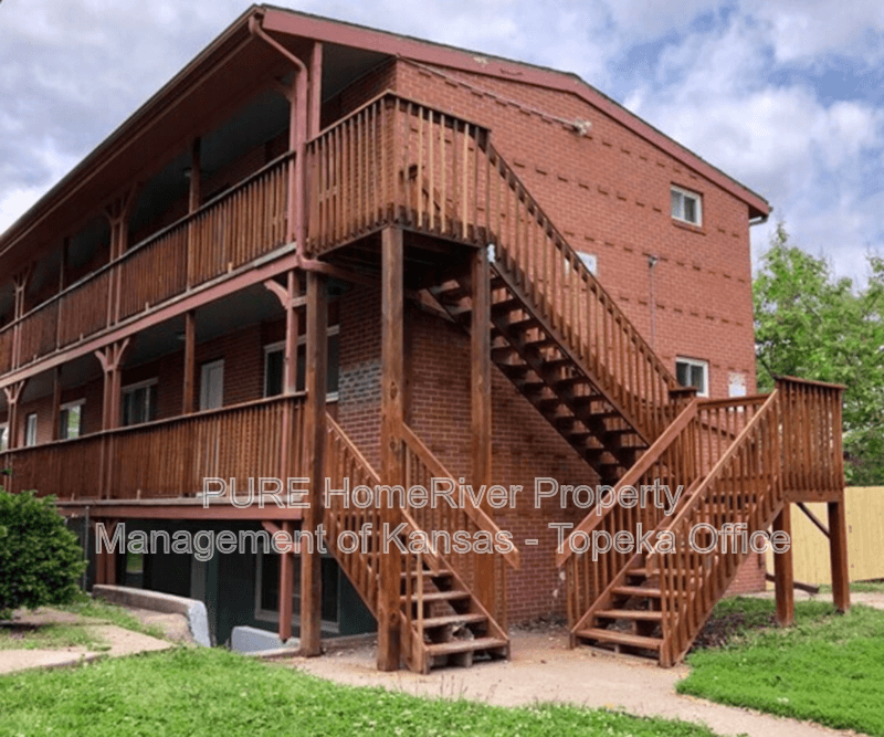 Topeka House: 511 SW Tyler Street