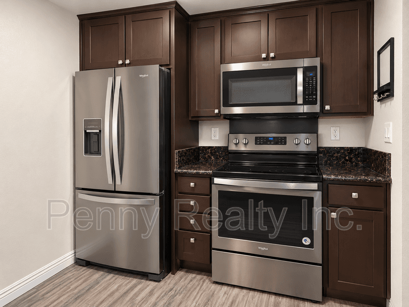 San Diego Condo: 5540 Lindo Paseo