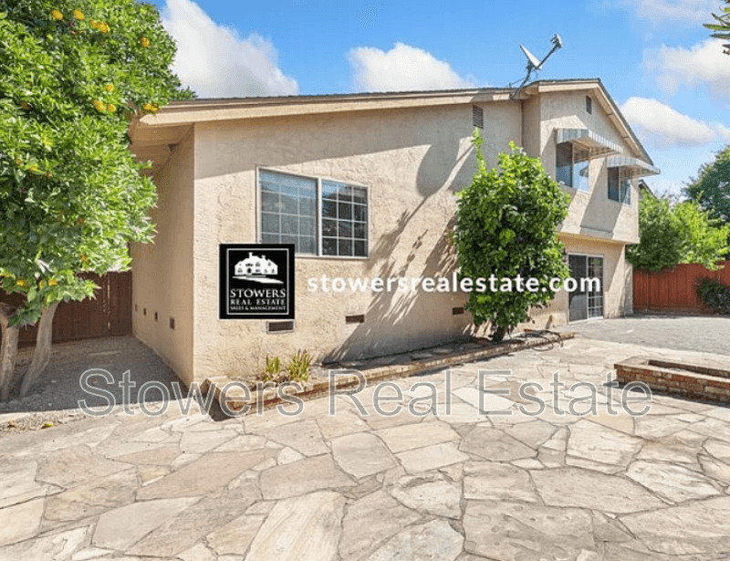 Livermore House: 5461 Arlene Way