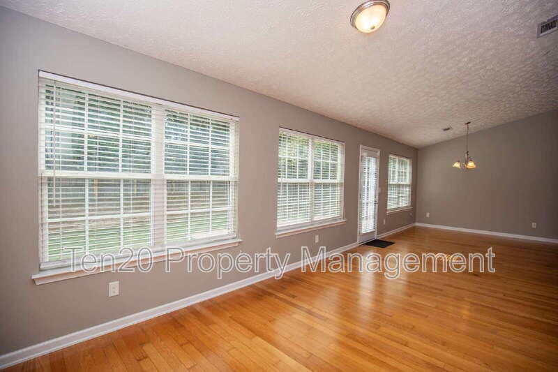 Phenix City House: 6 Woodmere Ct
