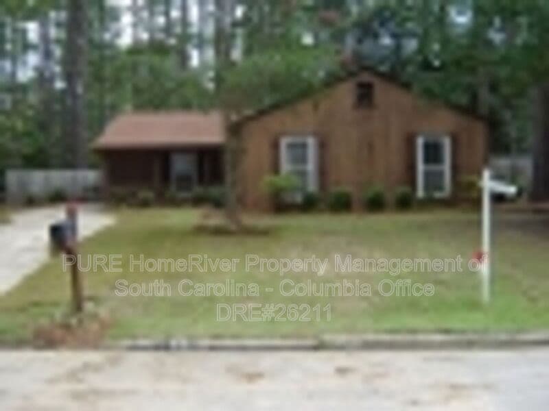 Columbia House: 109 Whitwood Circle