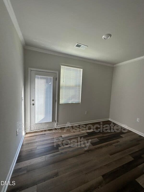 Wake Forest House: 608 Gimari Drive