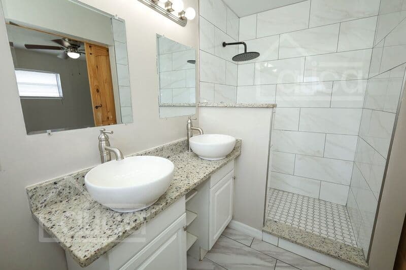 Orlando House: 1010 Vigo Ave