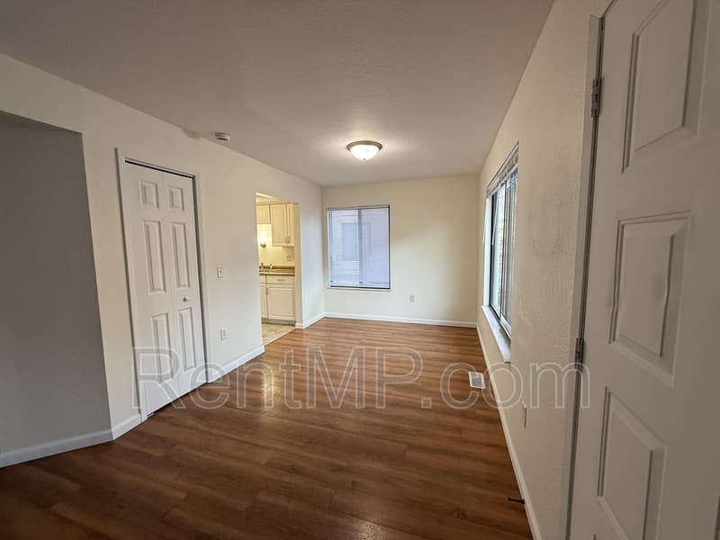 Mt Pleasant Townhome: 1825 S Crawford - Unit B06