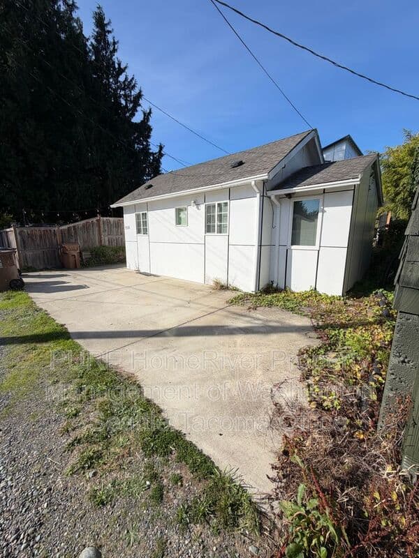 Tacoma House: 3516 S 10th Street