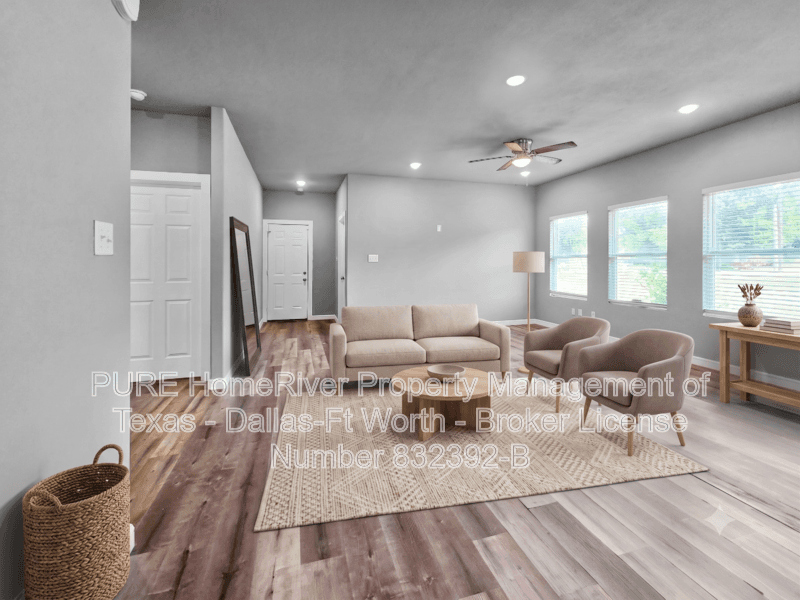Fort Worth House: 1429 Missouri Ave