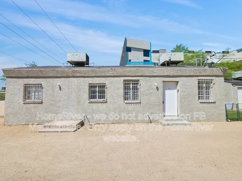 Phoenix House: 817 S 3rd Ave
