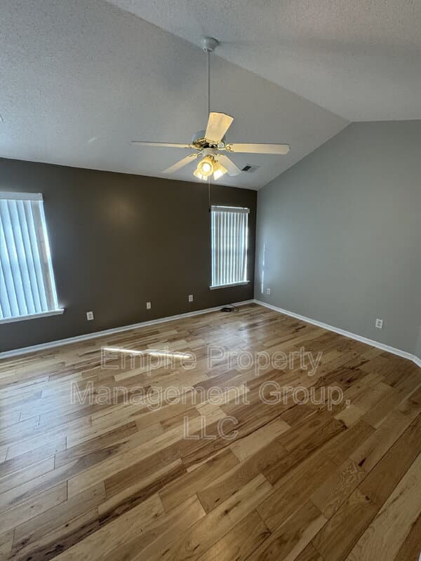 Blythewood House: 66 Sand Oak Court