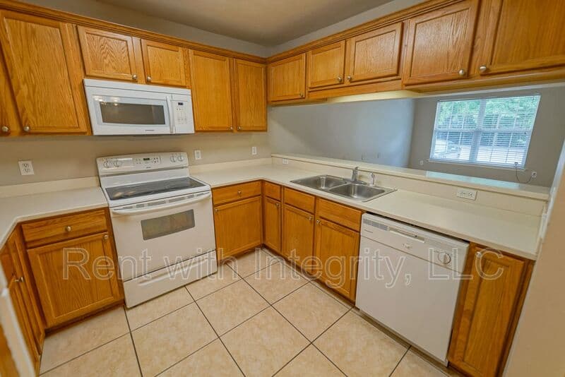 Tallahassee Condo: 241 Dixie Drive