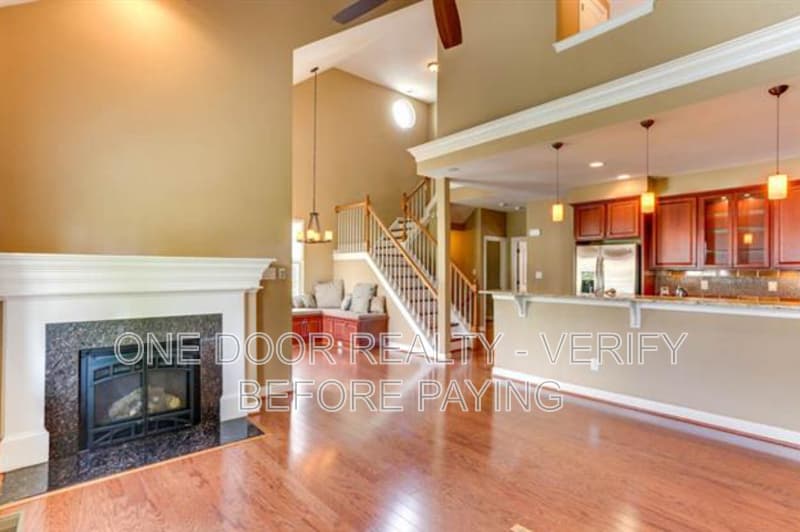 Williamsburg House: 4451 Lydias Drive