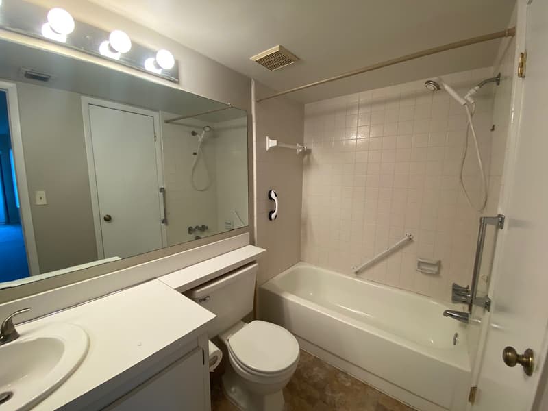 Palm Harbor Condo: 1870 Pine Ridge Way West APT F1