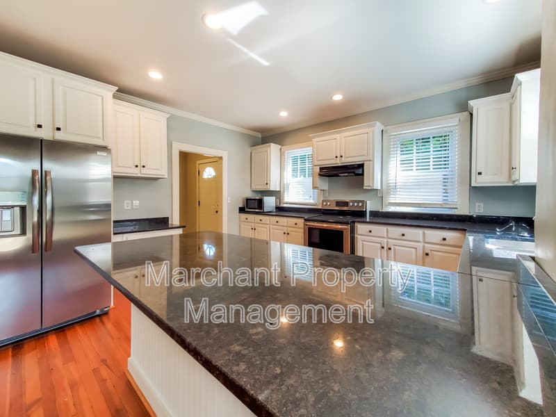 Greenville House: 1 Mission Street