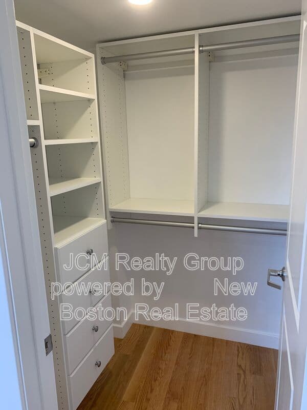 Lynn Condo: 64 Market Street