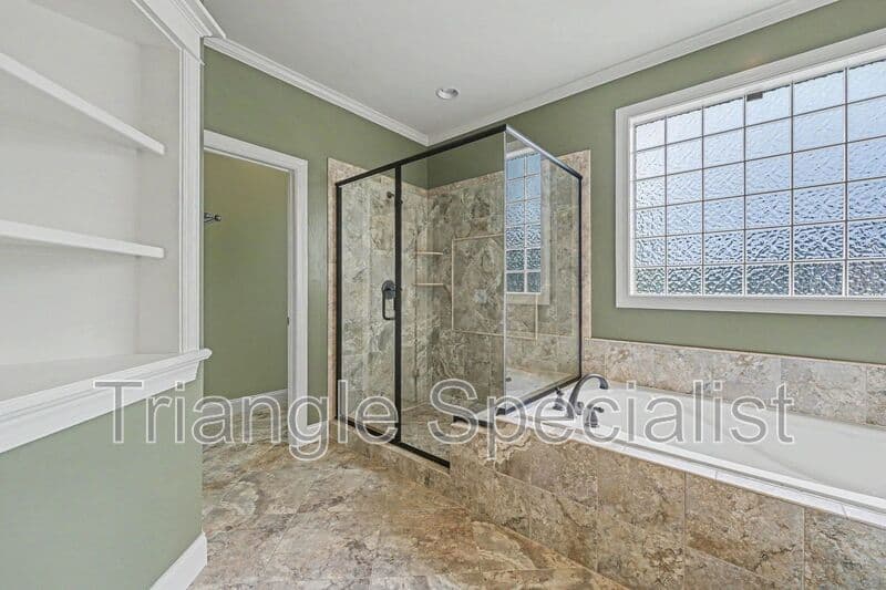 Rolesville House: 7436 Pomona Avenue