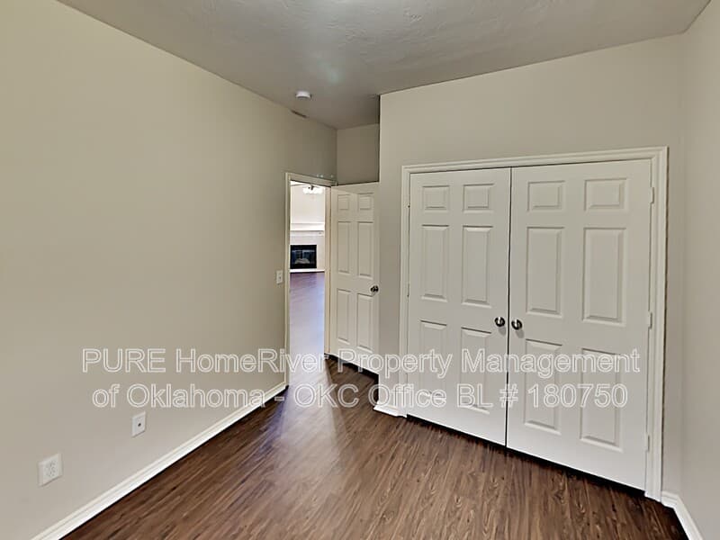 Oklahoma City House: 6912 Old Glory Ln