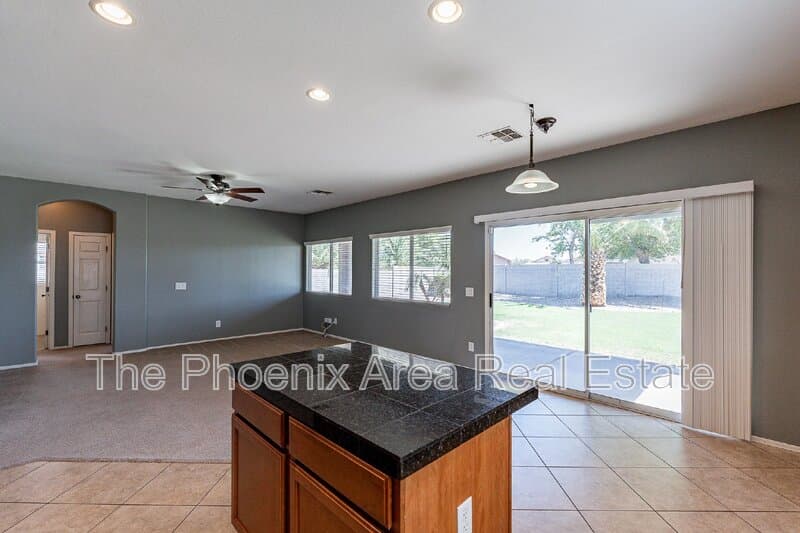 Chandler House: 6953 S Topaz Pl