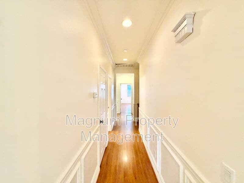Winchester House: 35186 Orchid Dr