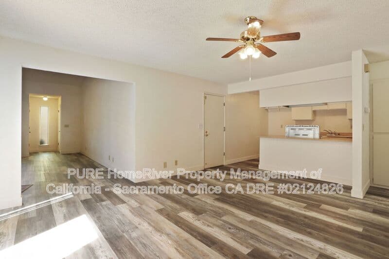 Fair Oaks House: 8128 Deseret Ave